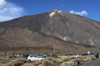 Im Nationalpark, rund um den Teide, ist es schwer, einen Parkplatz zu finden.