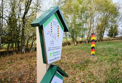 Das Grüne Band umfasst den früheren Grenzstreifen zwischen BRD und DDR. 