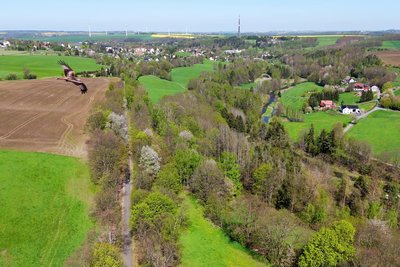 Nach Halsbrücke geht’s auf dem gut ausgebauten Radweg.