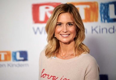 Weil sich Susanna Ohlen bei der Berichterstattung aus dem Hochwassergebiet offensichtlich für mehr Anpack-Authentizität selbst mit Matsch einrieb, hat RTL die Moderatorin beurlaubt. 