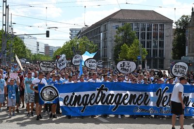 Der Fanmarsch führte auf direktem Weg zum Stadion.