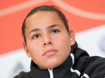  
          Nationalspielerin Lena Oberdorf steht vor einem Wechsel.