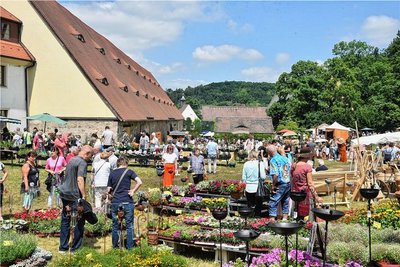 Über 100 Gärtner, Floristen und Händler offerierten ihre Angebote.
