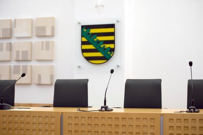 Saal im Oberverwaltungsgericht: Die Klageschrift für den Plauener E-Mail-Server war zu groß.