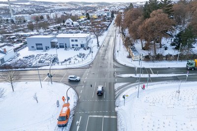 Die Ampeln an der Kreuzung Chamisso-/Reißiger Straße funktionierten eine Woche nicht. Jetzt leuchten sie wieder.