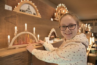 Emma Bauer ist Stollbergs Schwibbogenprinzessin 2025.