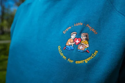 Für einen einheitlichen Auftritt wurden Shirts mit einem eigens entworfenen Logo angeschafft.