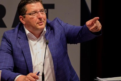 Landrat Thomas Hennig sieht kein Licht am Ende des Tunnels. Die Finanzlage sei dramatisch, sagt er.