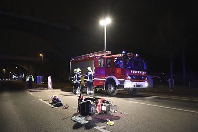 Feuerwehr und Polizei waren bei dem Unfall im Einsatz.