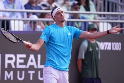 Alexander Zverev verlor im Rom überraschend im Achtelfinale. 