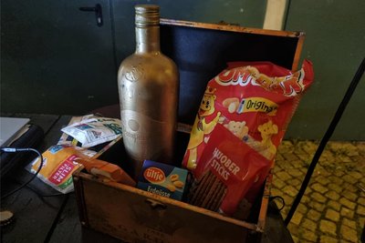 Geld gibt es beim Kneipenquiz im Weltecho nicht zu gewinnen. Aber die Grundlage für einen illustren Abend wartet auf das beste Team. Der Gewinner darf auch immer die Sonderkategorie für das nächste Mal bestimmen. Achtung: Am 19. Oktober ist es die Bibel.