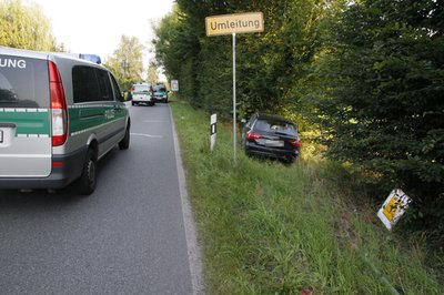 Ein 47-Jähriger ist am Mittwochabend nach einem Unfall auf der Lungwitztalstraße gestorben.