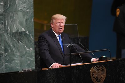 Premiere vor den Vereinten Nationen: Die erste Rede des US-Präsidenten Donald Trump fällt für seine Verhältnisse sachlich aus, auch wenn es ihr nicht an Härte mangelt.