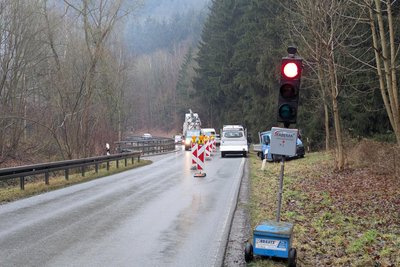 Wegen der Arbeiten ist die Sehmatalstraße halbseitig gesperrt.