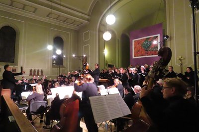 Zum 12. Mal lädt das Collegium Musicum zum Passionskonzert ein, diesmal in die Bonifatiuskirche.