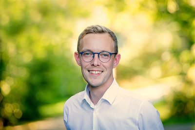 Bürgermeister Thomas Lein (SPD) freut sich, dass es mit den Bundesfördermitteln für Halle 18 geklappt hat.