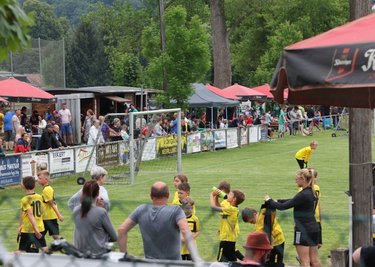 Die F-Junioren des SV Lok Glauchau/Niederlungwitz haben beim eigenen Turnier den zwölften Platz belegt. 