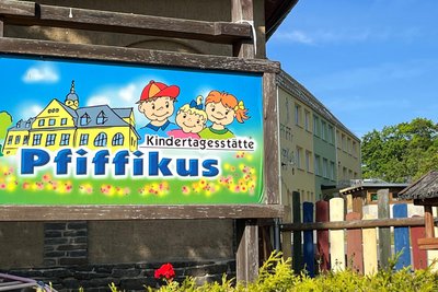 Die Elternbeiträge für die Kindertagesbetreuung werden vorerst nicht angehoben.