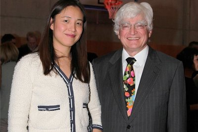 Ein Bild aus Zeiten vor der Pandemie, als er noch nicht mit den Behörden im Clinch lag: Winfried Stöcker mit Ehefrau Lei Zhu beim Neujahrsempfang 2020 der Stadt Görlitz, wo er als Investor in Erscheinung tritt. 