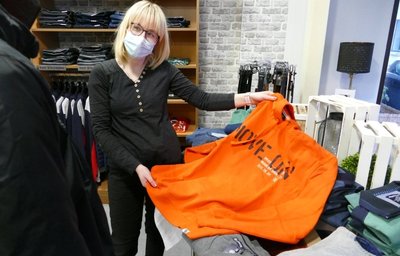 In ihrem Zschopauer Herrenausstattungsgeschäft hatte Cindy Mai am Montag etwas mehr zu tun als in den vergangenen Wochen. 