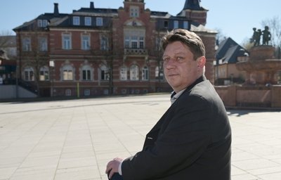 Ronny Weigert bewirbt sich um das Amt des Oelsnitzer Bürgermeisters. Als Kandidaten aufgestellt hat ihn die CDU. 