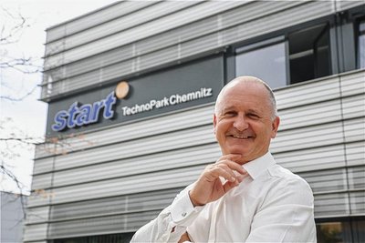 Ein Büro im Technopark-Chemnitz gibt es schon: Gerd Mattheiss, Geschäftsführer von Inframedic, will eine Produktion von Infrarotkabinen in Chemnitz aufbauen. 
