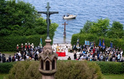 140 Jahre nach dem Tod von König Ludwig II. gedachten Königstreue am Starnberger des Herrsche