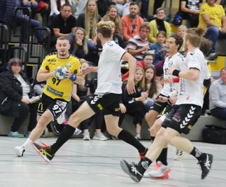 Sebastian Naumann erzielte im Hinspiel gegen die Bernburger sechs Treffer. Am Ende unterlag der SV 04 Oberlosa unglücklich mit 34:36. In Bernburg soll es am Samstag besser laufen. 