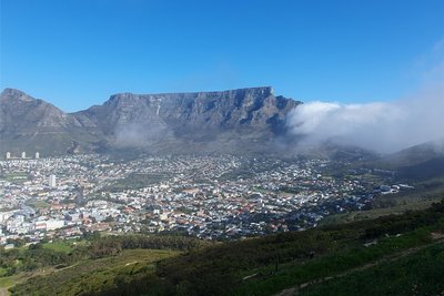Der kolossale Tafelberg in Kapstadt zählt zu den neuen sieben Weltwundern der Natur.