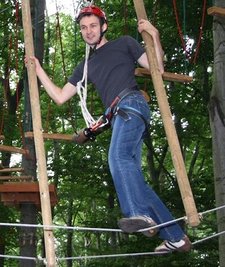 
              <p class="artikelinhalt">Auch mit Balken ist das Laufen ein Balanceakt. </p>
            
