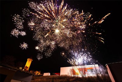 Im Göltzschtal wurde Silvester ausgiebig gefeiert. Im Städteverbund will man nicht wie Ellefeld auf ein zentrales Feuerwerk setzen, sondern an der etablierten Praxis festhalten.