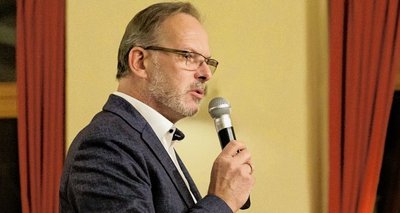 Die Initiatoren um Busunternehmer Udo Burkert führen das Berggeschrey am Mittwochabend mit einem stillen Protest weiter. 