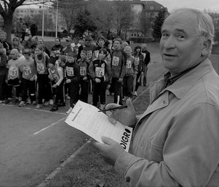 Rüdiger Borck - Rüdiger Borck, der im März verstorbene Ehrenpräsidentdes Kreissportbundes, erhielt2020 die Verdienstmedaille des Landkreises Mittelsachsen.