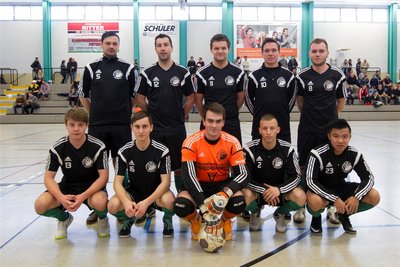 Einer, der am Ball bleibt: Als Torwart stand und steht Peter Wollmann seit Jahren seinen Mann - hier im Trikot des SV Merkur im Jahr 2016.