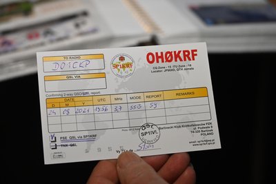 Der Lohn eines Funkers: Bestätigungskarten über erfolgreich hergestellte Verbindungen, hier zu einer Station in Polen.