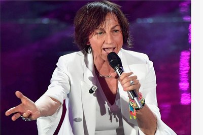 Gianna Nannini geht erst im nächsten Jahr wieder in Deutschland auf Tournee. Ein Auftritt im Vogtland ist dabei genauso wenig geplant wie in diesem Monat. Foto: Ettore Ferrari/AP/dpa