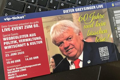 Die Einladung zum 60. Geburtstag von Hainichens OB Dieter Greysinger.
