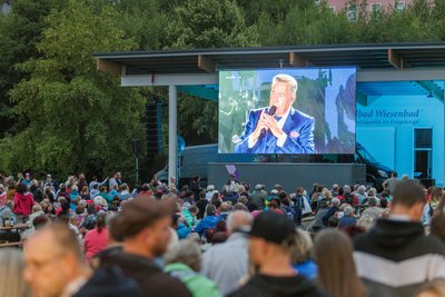 Die „Kaisermania“ wird in Thermalbad Wiesenbad live übertragen - hier ein Foto von 2024.