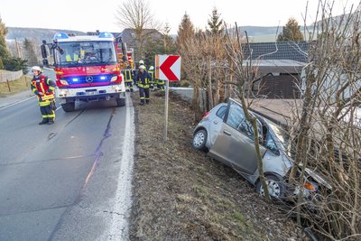 Die Feuerwehr sicherte die Unfallstelle.
