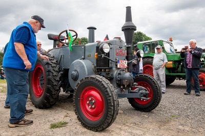 Historische Traktoren und Oldtimer werden am Wochenende auf dem Olbernhauer Brauereigelände zu sehen sein.