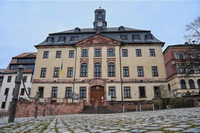 Der Stadtrat von Burgstädt, hier das Rathaus, hat mehrheitlich den Haushaltsplan für dieses Jahr beschlossen. 
