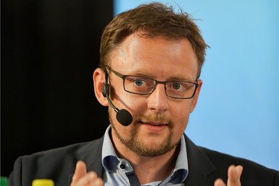 Will Tarifzonen im ÖPNV vergrößern: Rolf Weigand.