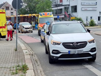 Ein Auffahrunfall hat sich am Mittwochmittag an der Totaltankstelle auf der Limbacher Straße ereignet.