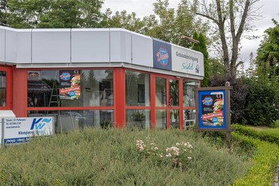 Zu wenig Parkplätze vor dem Rodewischer Diner seien der Grund, weshalb Kunden wieder gingen, nennt André Grummt den Grund für den Umzug nach Lengenfeld.