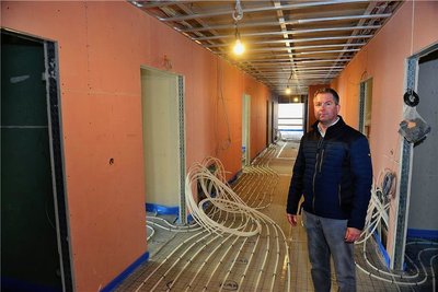 Ende 2020 lud Investor Andreas Scholz zu einem Baustellenrundgang in die Marktterrassen ein.