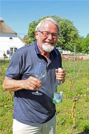 Weinkenner Svend Aage Hansen.