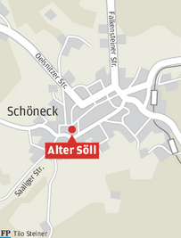 Landrat Rolf Keil (CDU)  hat auch im Landratsamt einen schönen Ausblick. Der "Alte Söll" in Schöneck ist jedoch sein Favorit. 