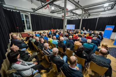 Vorwiegend ältere Männer waren im Alten Schlachthof Stollberg dabei.