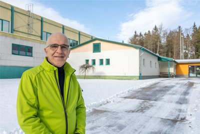 Joachim Otto, im Bild im Waldpark Grünheide, ist Vorsitzender des Haushalts- und Finanzausschusses im Vogtlandkreis. Er fordert jetzt einen Kassensturz.
