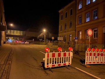 Blick auf die Brüderstraße. Sie ist seit Dienstagabend voll gesperrt. 